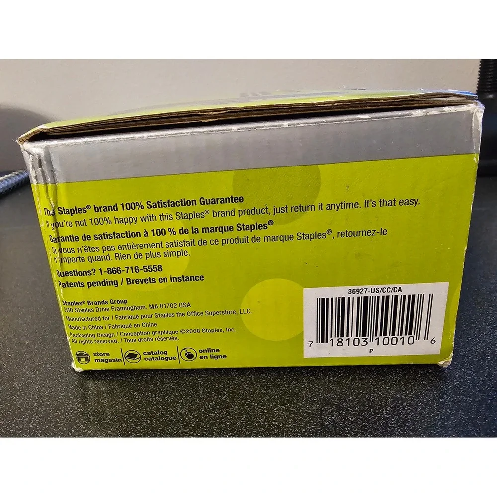Staples One-Touch 2-Hole Punch 28 Sheet Capacity Black 753682 Folds Flat